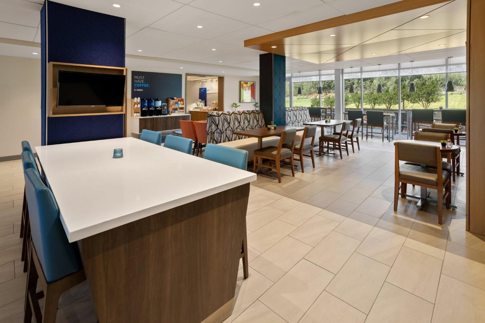 Holiday Inn Express & Suites Waynesboro East Extérieur photo