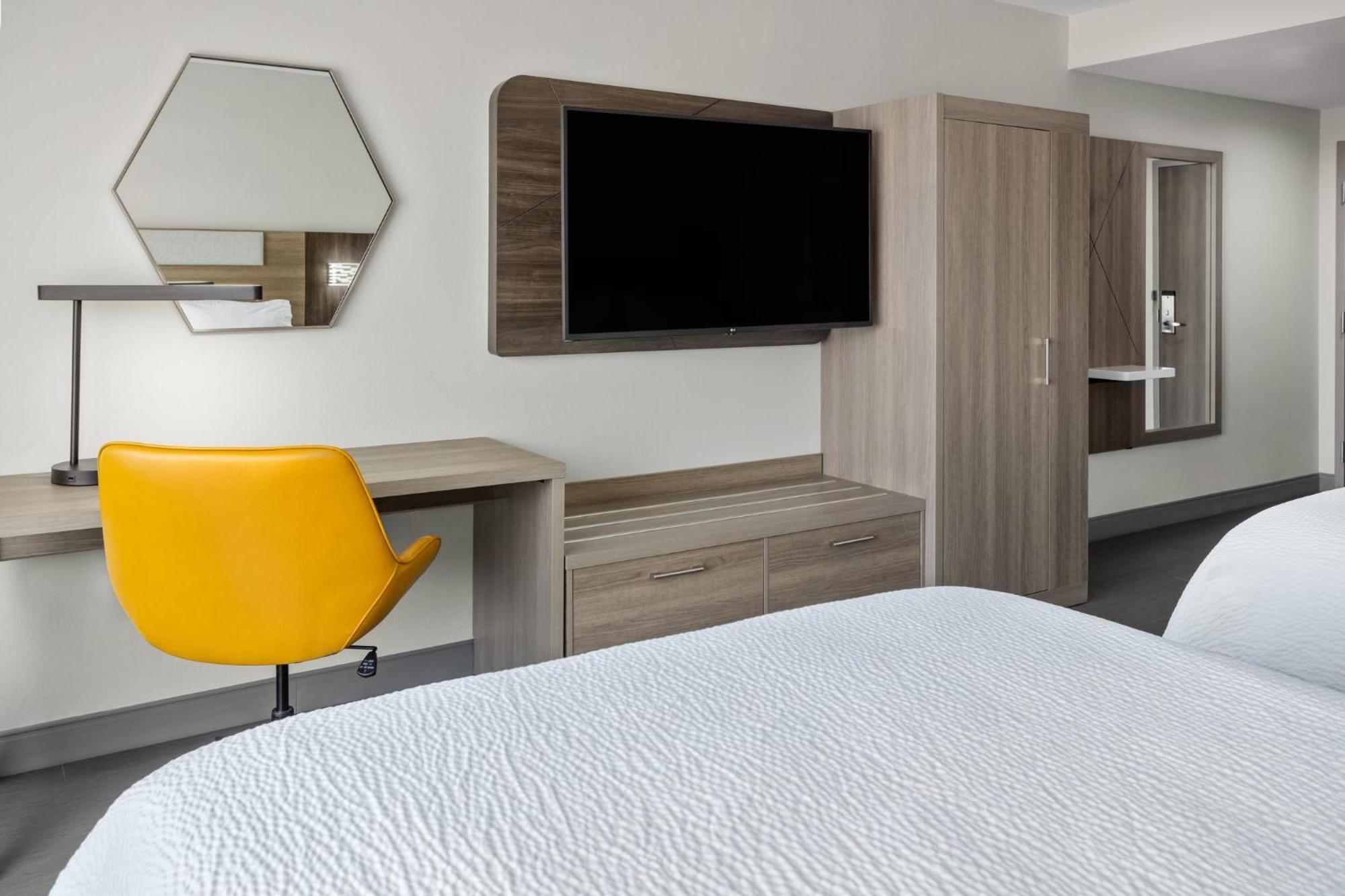 Holiday Inn Express & Suites Waynesboro East Extérieur photo