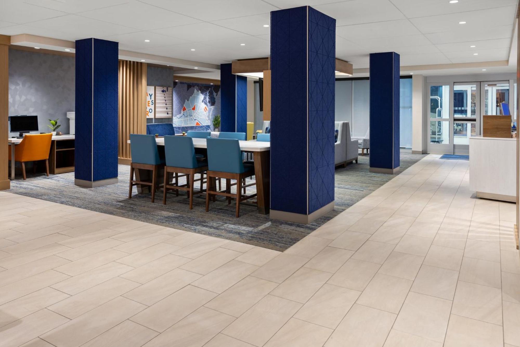 Holiday Inn Express & Suites Waynesboro East Extérieur photo