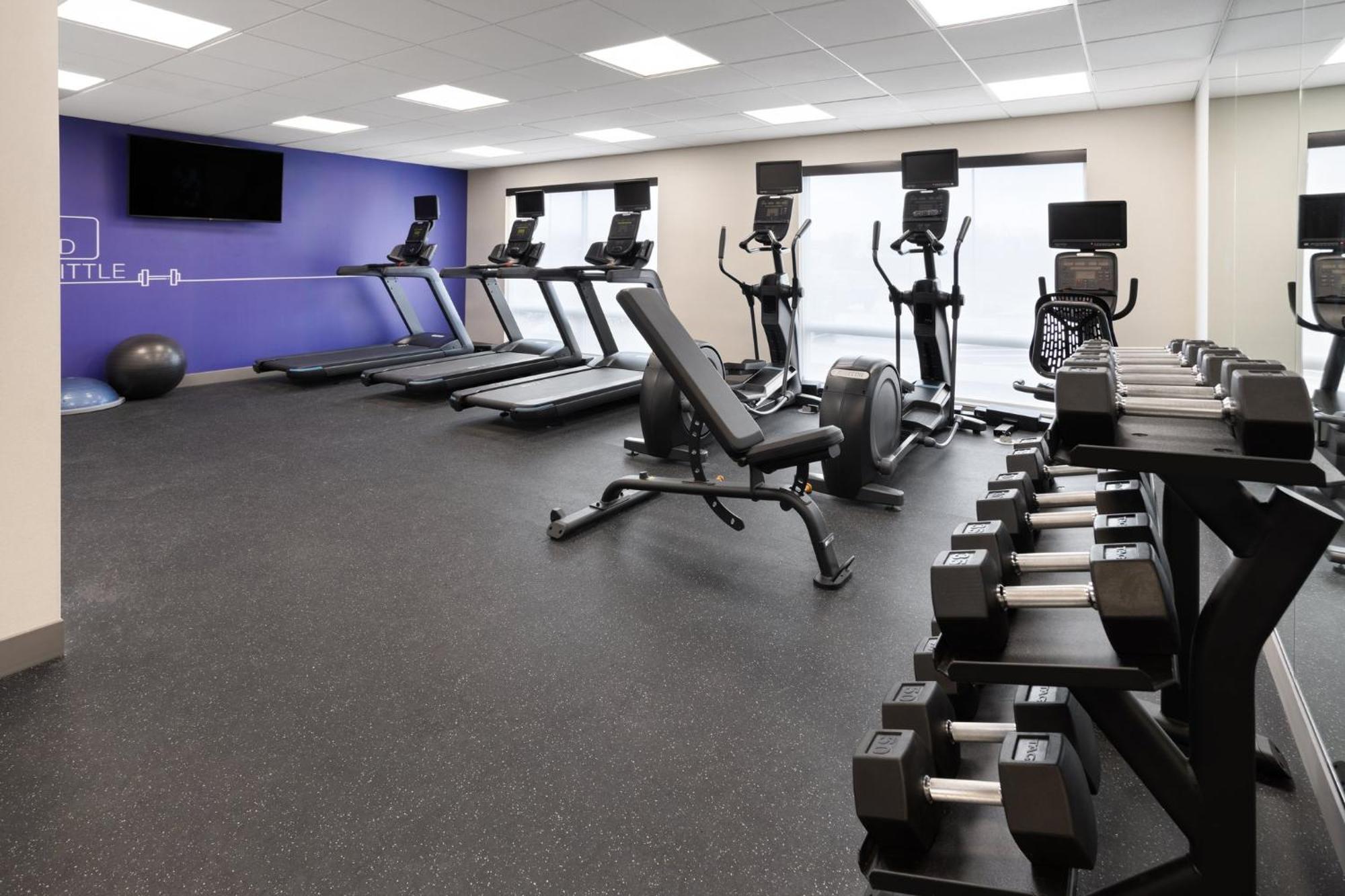 Holiday Inn Express & Suites Waynesboro East Extérieur photo
